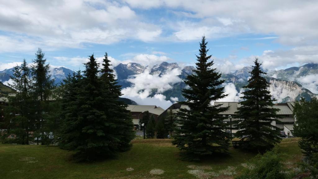 Appartement Dans Residence Du Roche Mantel -Alpes Huez Face A L'Alpexpress エクステリア 写真