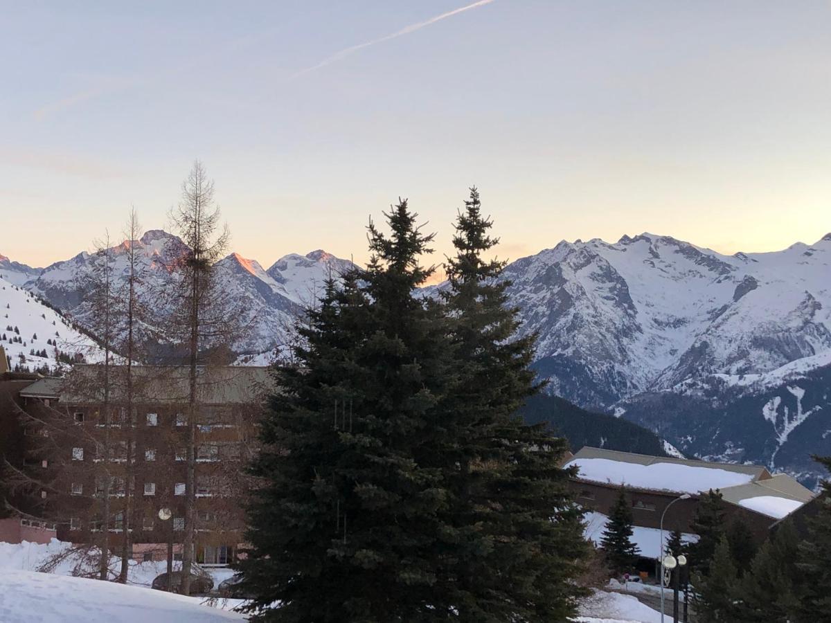 Appartement Dans Residence Du Roche Mantel -Alpes Huez Face A L'Alpexpress エクステリア 写真